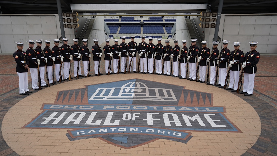 The U.S. Marine Corps Silent Drill Platoon held their final performance for Recruiting Station (RS) Cleveland at the Pro Football Hall of Fame in Canton, Ohio, June 2, 2021. The Marines were given a tour of the hall of fame and got to meet the CEO, Carl David Baker, after their trip from Detroit to Canton. (U.S. Marine Corps photo by Sgt. Jason A. Kolela)