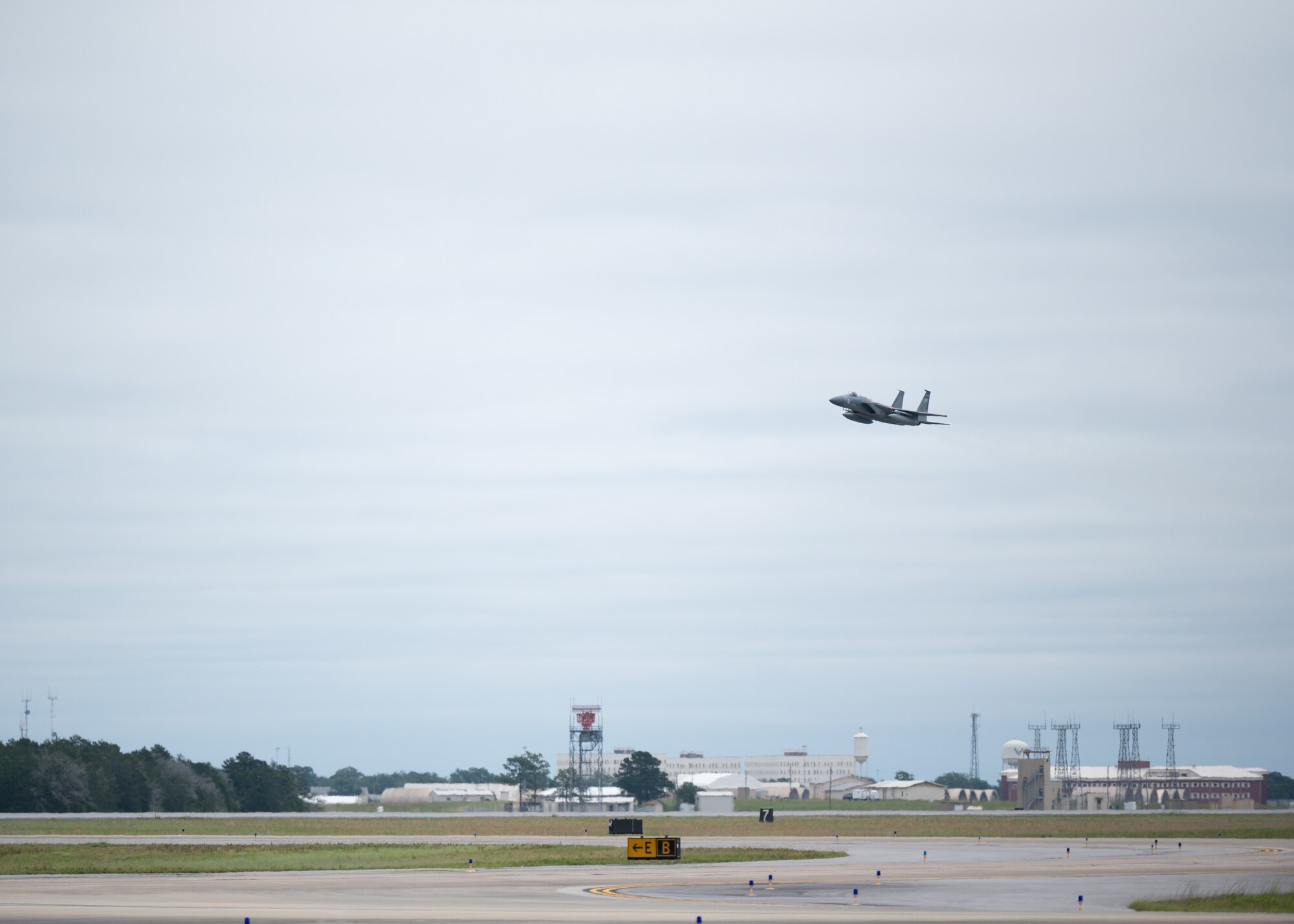 F-15