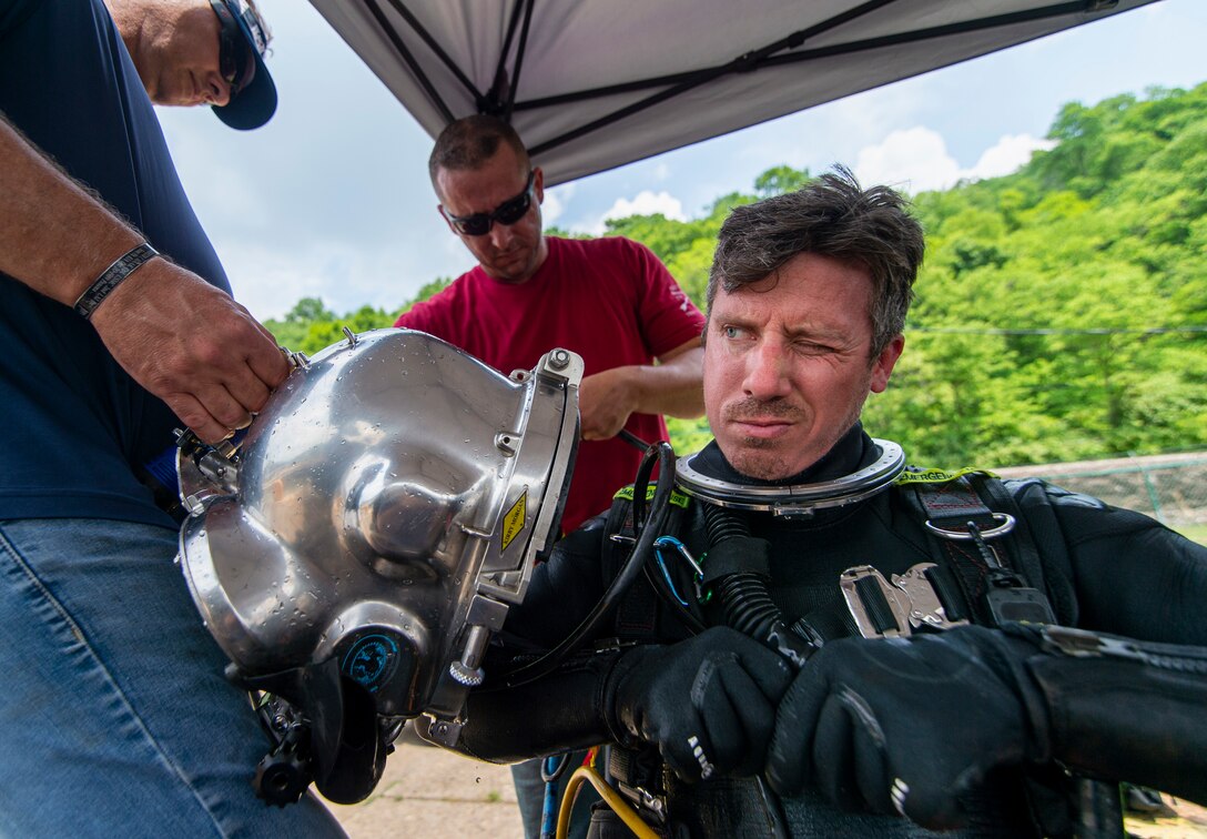 Pittsburgh District Dive Team