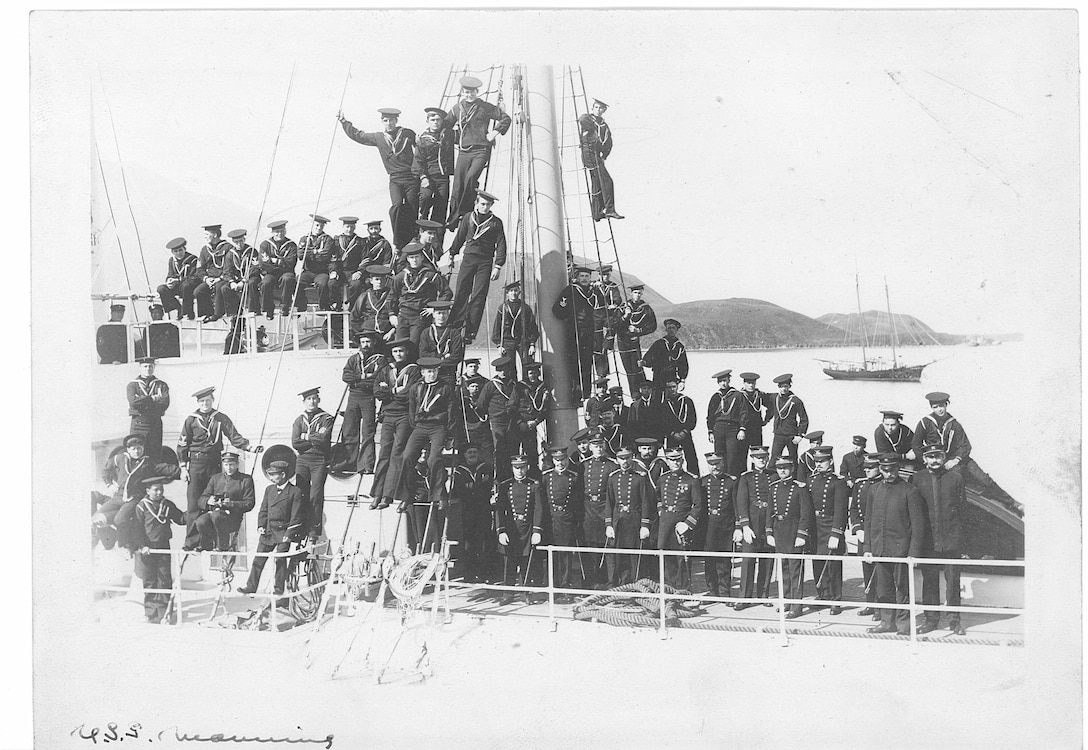 A photo of the crew of the cutter Manning