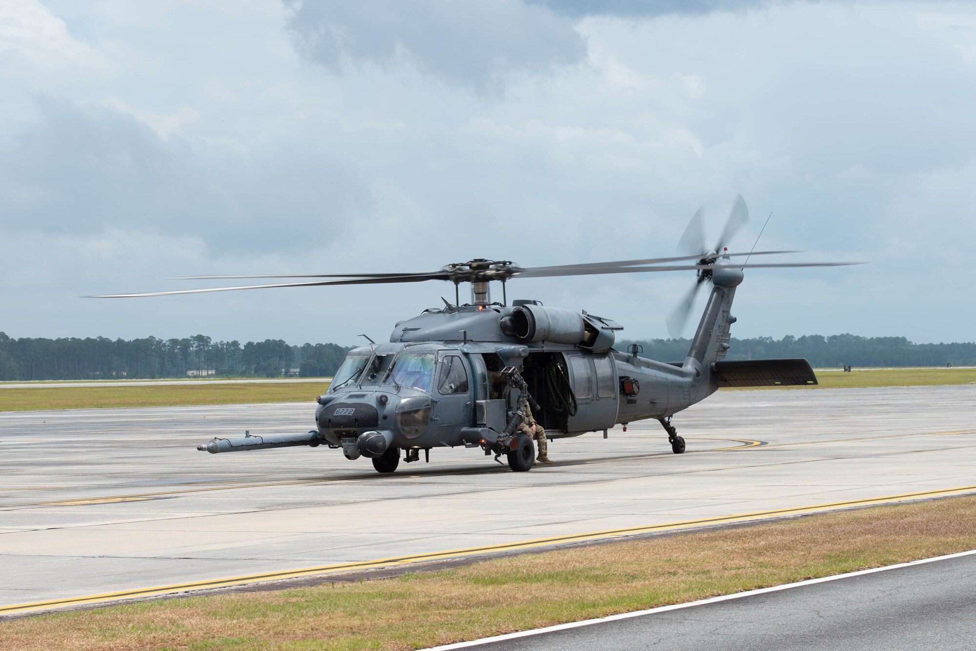 A photo of a helicopter.