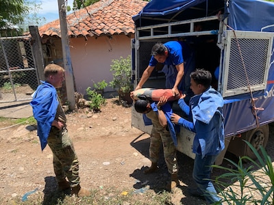 JTF-B donates essential materials to school in Mogotillo, El Salvador through HAP