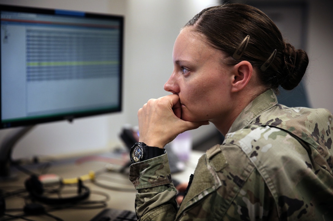 A U.S. Cyber Command, Cyber National Mission Force member participates in a training and readiness exercise at Fort George G. Meade, Md., May 24, 2021.