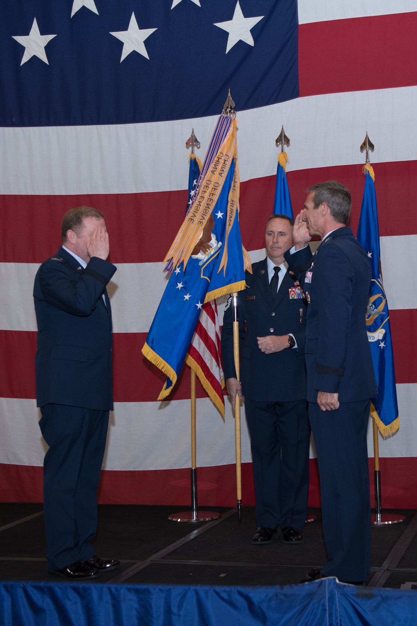 Maj. Gen. Radliff renders a salute to Lt. Gen. Richard Scobee to finalize the transition of command.