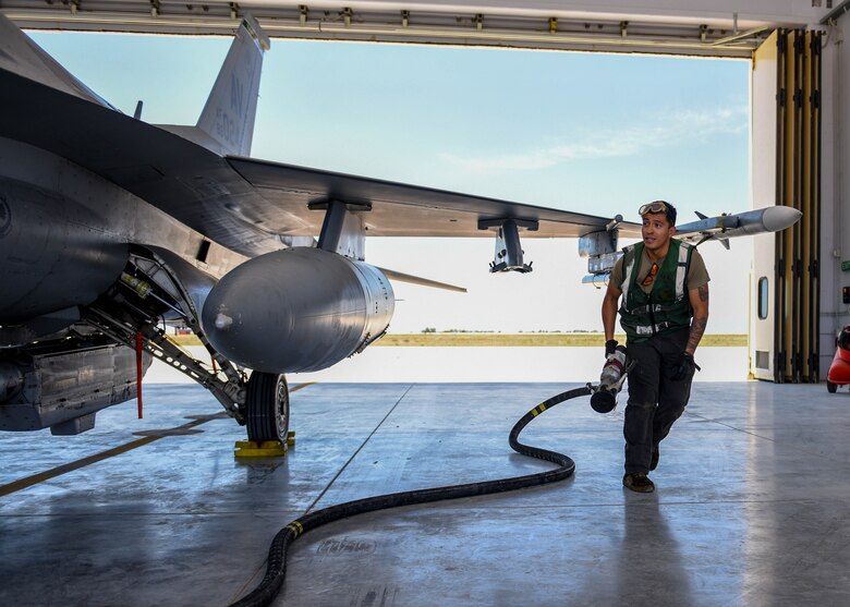 FS21 is an exercise that optimizes the integration between fourth-generation and fifth-generation aircraft.