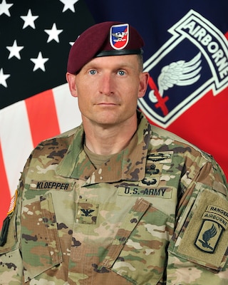 173RD AIRBORNE BRIGADE COMMANDER > 173rd Airborne Brigade > Leadership