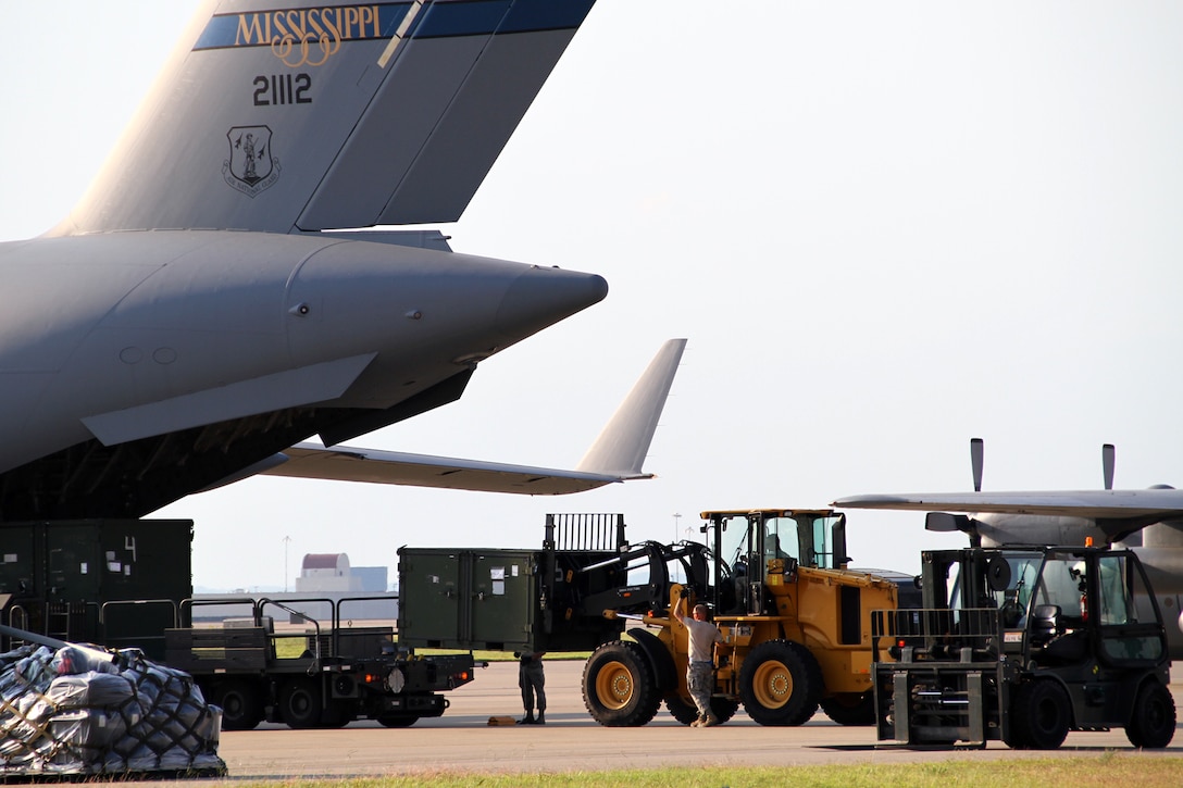 Kentucky Guardsmen Deploy to West Africa