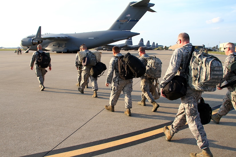 Kentucky Guardsmen Deploy to West Africa