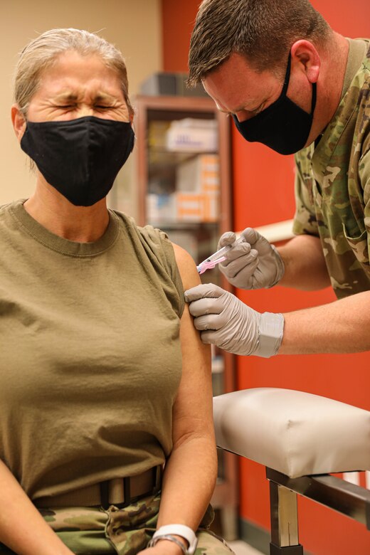 COVID-19 vaccines open to Guardsmen