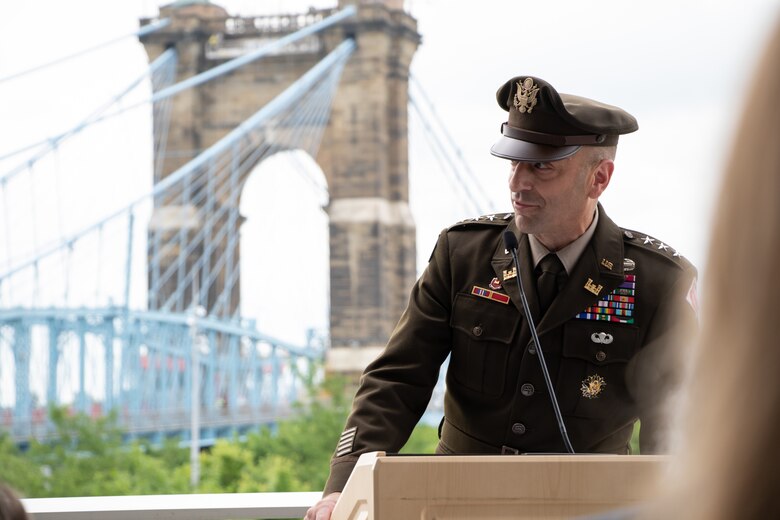 Col. Kimberly A. Peeples took command of the Great Lakes and Ohio River Division today during a ceremony in Cincinnati.