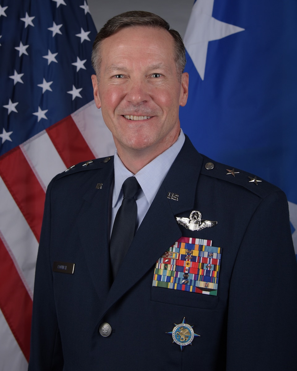 This is the official portrait of Maj. Gen. Kenneth R. Council.