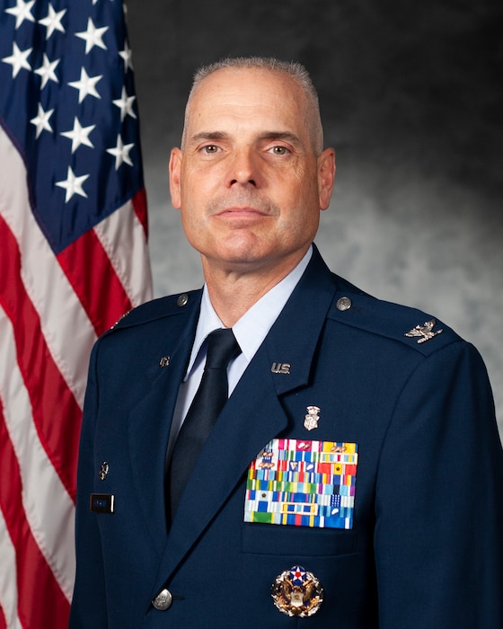 Official portrait of colonel Ronald J. Merchant