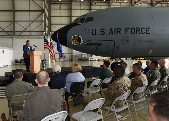 Dan Rosenthal, son of legendary World War II pilot Lt. Col. Robert “Rosie” Rosenthal, speaks at a nose art unveiling ceremony at Royal Air Force Mildenhall, England, June 10, 2021. The nose art, “Rosie’s Riveters,” was named in honor of Dan’s father, who was assigned to the 418th Bomb Squadron, 100th Bombardment Group, from September 1943 to September 1944 at Thorpe Abbotts, Diss, England. The jet is being “adopted” by the 100th Maintenance Group as part of RAF Mildenhall’s “Adopt-a-Jet” program as a way to reconnect Airmen with 100th Bomb Group history. (U.S. Air Force photo by Karen Abeyasekere)