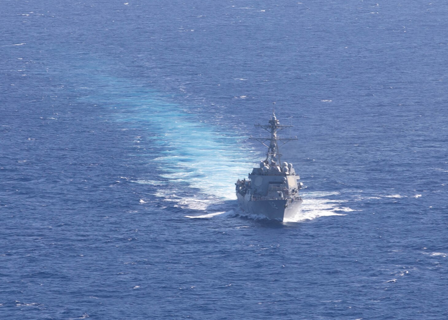 Arleigh Burke-class guided-missile destroyer USS Michael Murphy (DDG 112) navigates the Pacific Ocean alongside Legend-class cutter USCGC Midgett (WMSL 757), June 12.