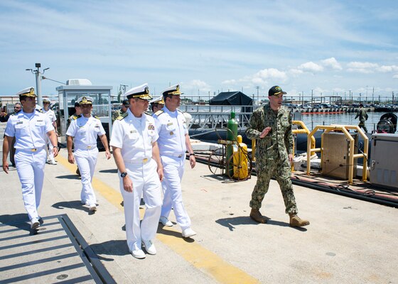 While in Hampton Roads, the Brazilian delegation met with Adm. Christopher Grady, commander, Fleet Forces Command, and toured USS New Hampshire (SSN 778) and the Submarine Learning Facility.