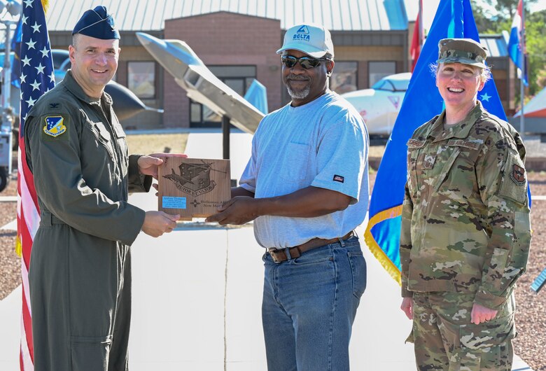 49th Wing hosts 1st quarterly awards ceremony