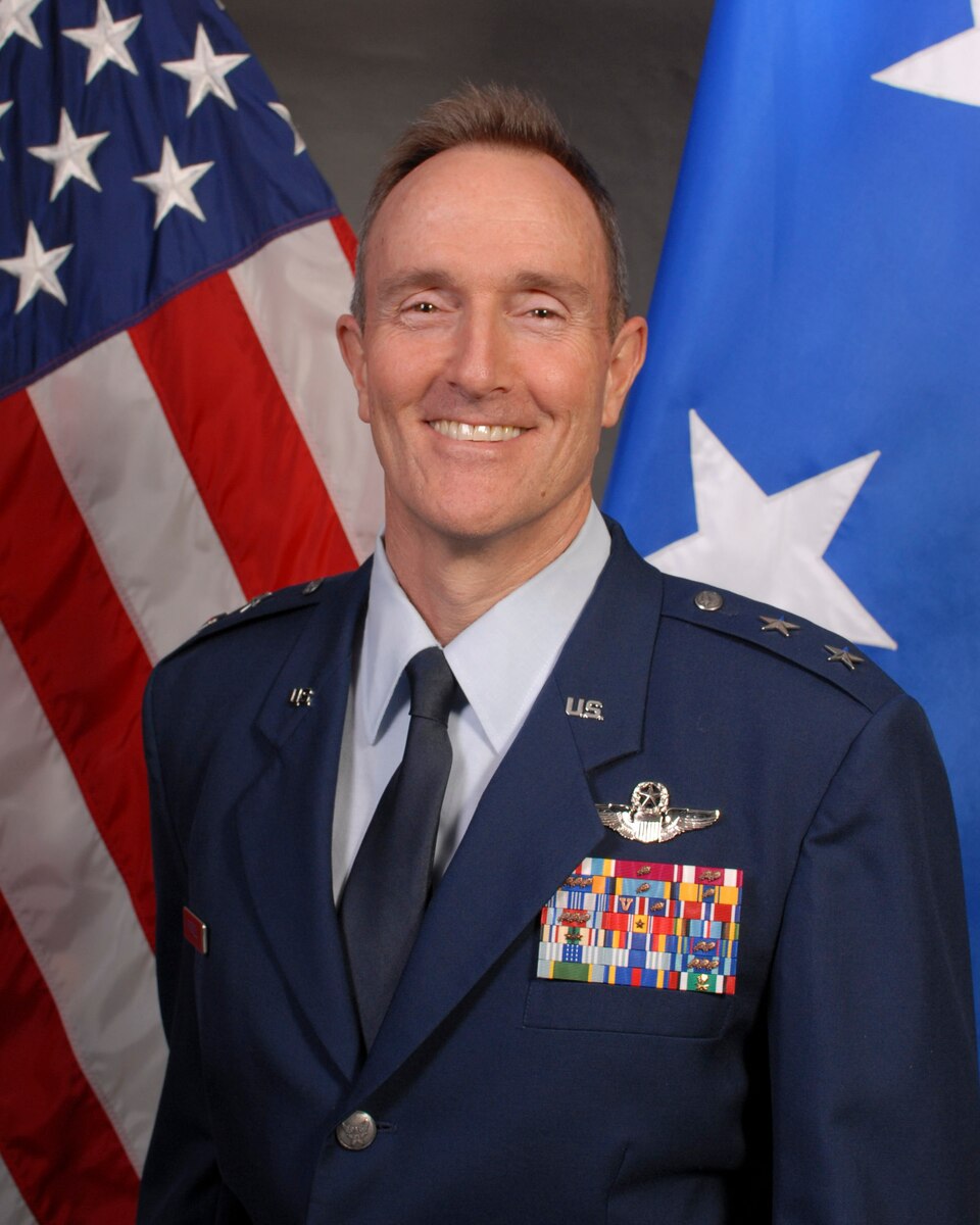 This is the official portrait of Maj. Gen. Howard P. Purcell. (U.S. Air Force photo)