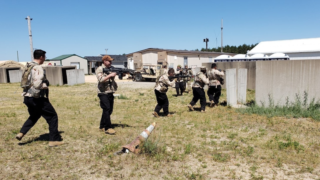 U.S. Army Reserve Soldiers test their battlefield skills at WAREX 86-21-02