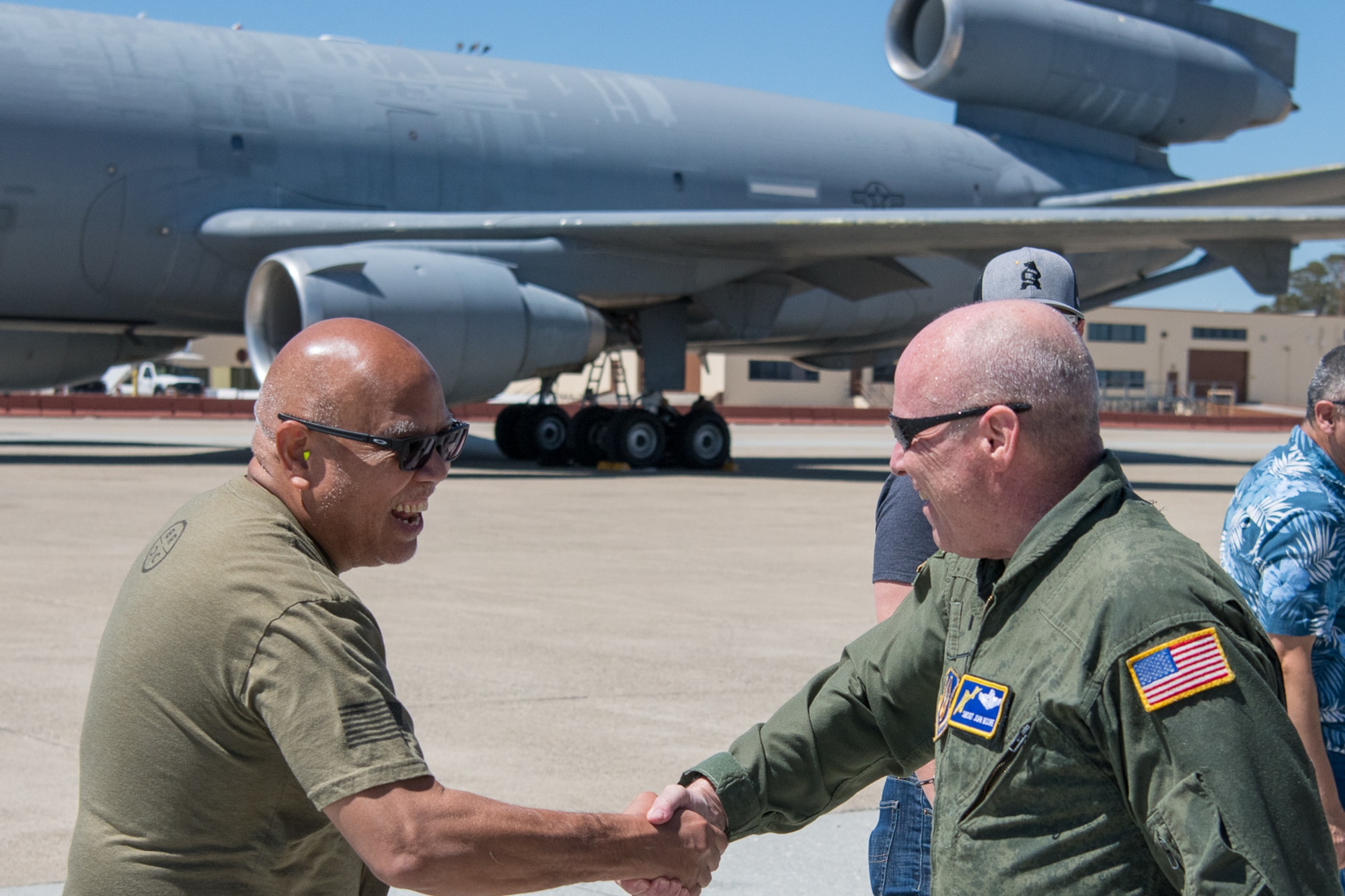 Lt. Col. Bill Wickersham and Senior Master Sgt. John Moore take their final flights.