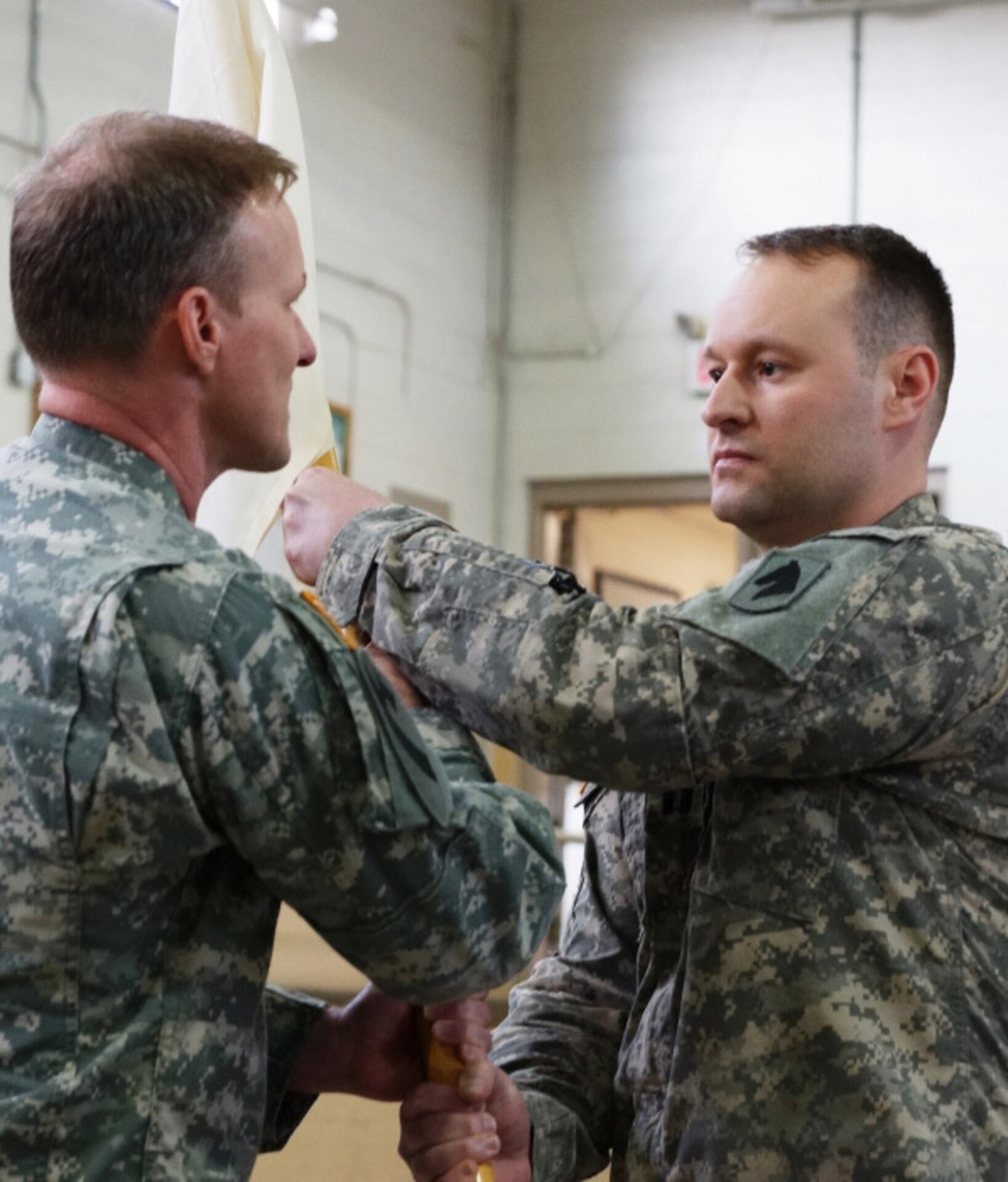 Curdie, a former Marine and current Kentucky Army National Guardsman residing in Barbourville, Ky., assumed Command from Capt. Anthony Travis of Elizabethtown, Ky.