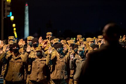 Guardsmen sworn in.