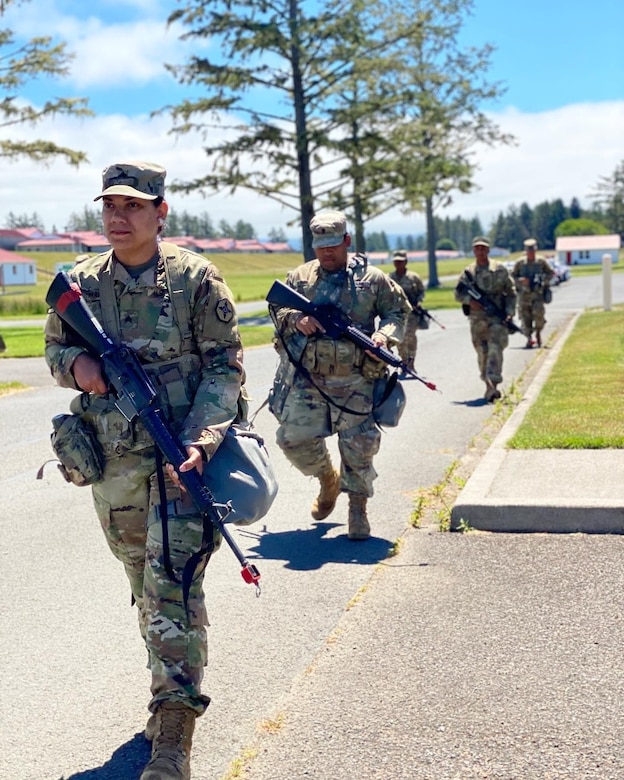 Soldiers from 654th Regional Support Group step up to challenges at annual training