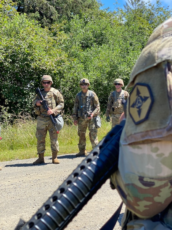 Soldiers from 654th Regional Support Group step up to challenges at annual training