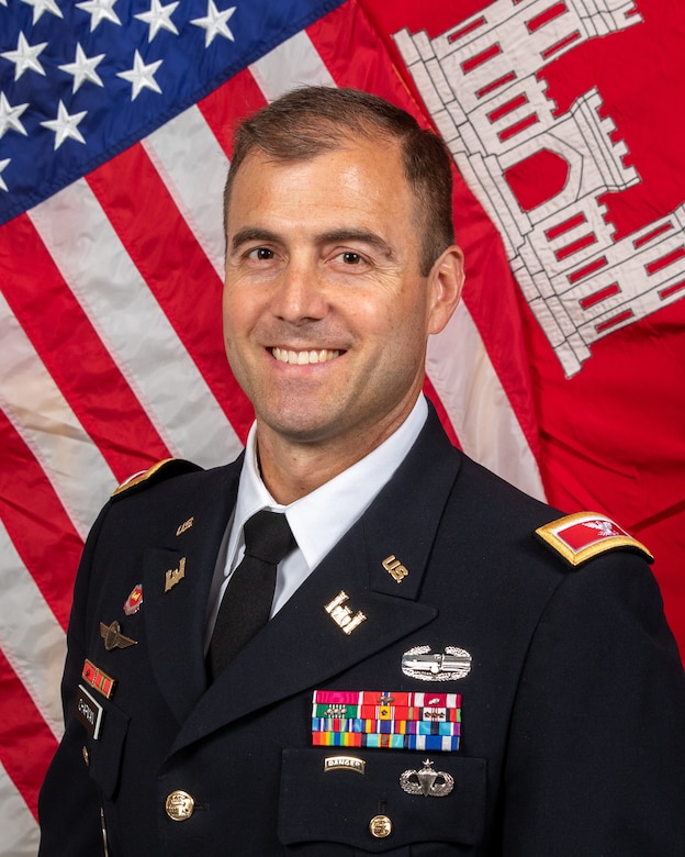 Commander And District Engineer Mobile District Bio Article View