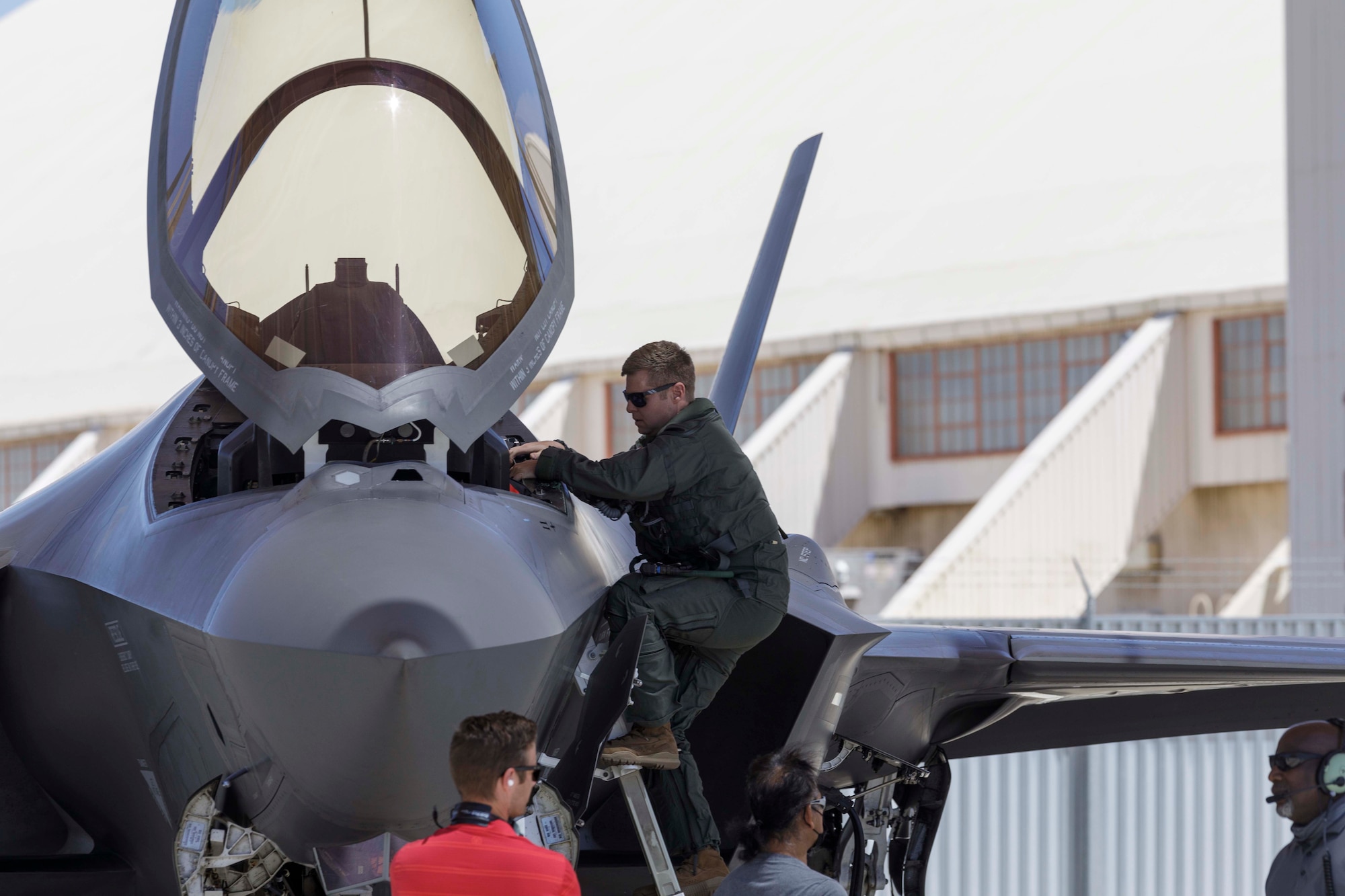 Pilot getting in to F-35