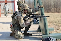 A Soldier from the 2-506, 101st Airborne Division don the Enhanced Night Vision Goggle (ENVG-B), Nett Warrior, and Family of Weapons Sight – Individual (FWS-I) during a live fire test event at a Soldier Touchpoint at Aberdeen Proving Ground, MD in February 2021.