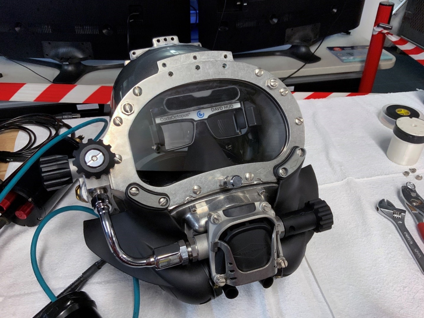 The U.S. Navy’ second-generation Diver Augmented Vision Display (DAVD) system is an evolving technology that allows divers to improve underwater task efficiency for potential use in NASA’s planned return to the moon.
