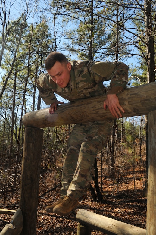 Friendly rivalry: Army Reserve Soldiers strive for excellence > U.S ...