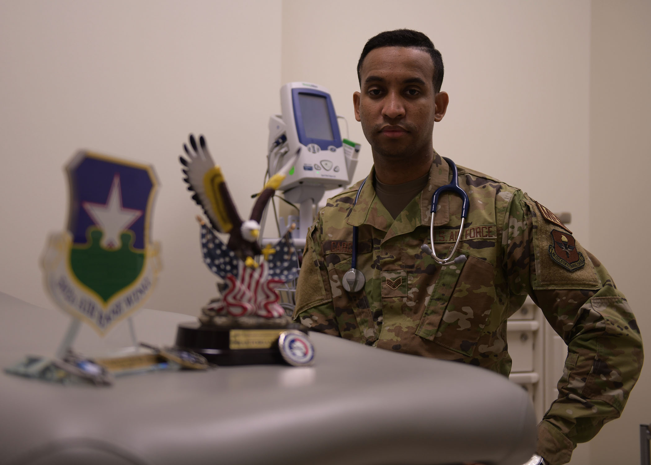 59th MDW medic shines as ceremonial guardsman > Joint Base San Antonio