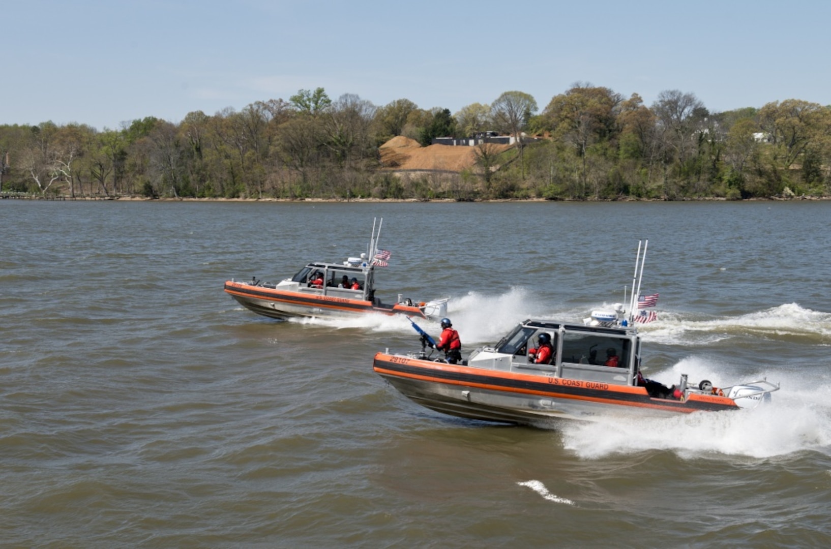 Boat crews from Coast Guard Station Washington aboard two 29-foot Response Boat-Smalls train in the Potomac River near Alexandria, Virginia, Thursday Apr. 6, 2016. Boat crews train to remain proficient in their skills and abilities. (U.S. Coast Guard photo by Petty Officer 3rd Class Jasmine Mieszala)