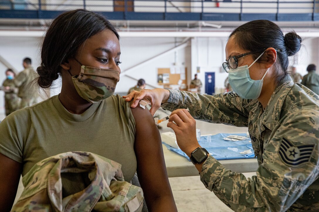 108th Medical Group vaccinates New Jersey Soldiers and Airmen