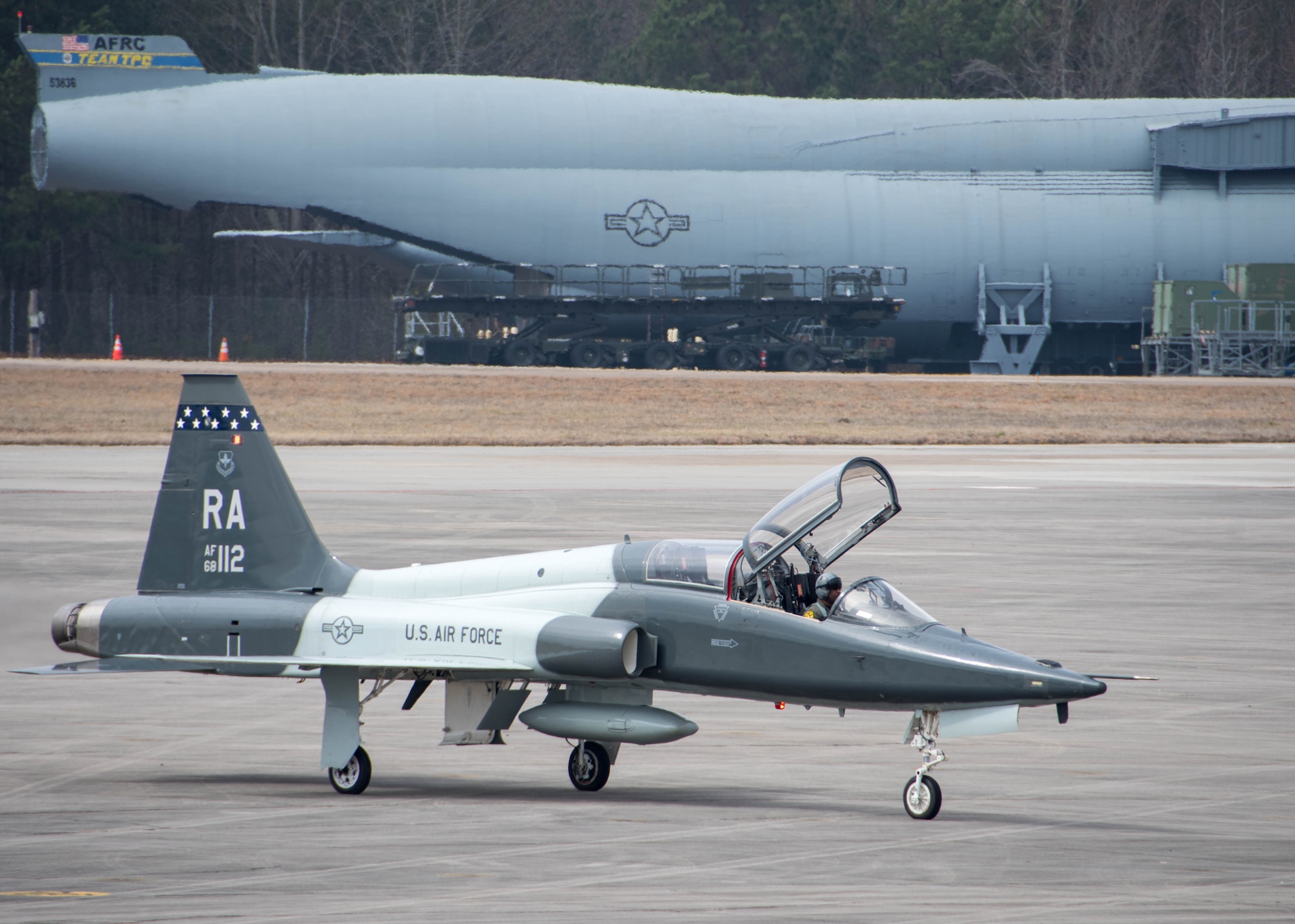 Members attend Atlanta Braves Military Appreciation > Dobbins Air Reserve  Base > Article Display