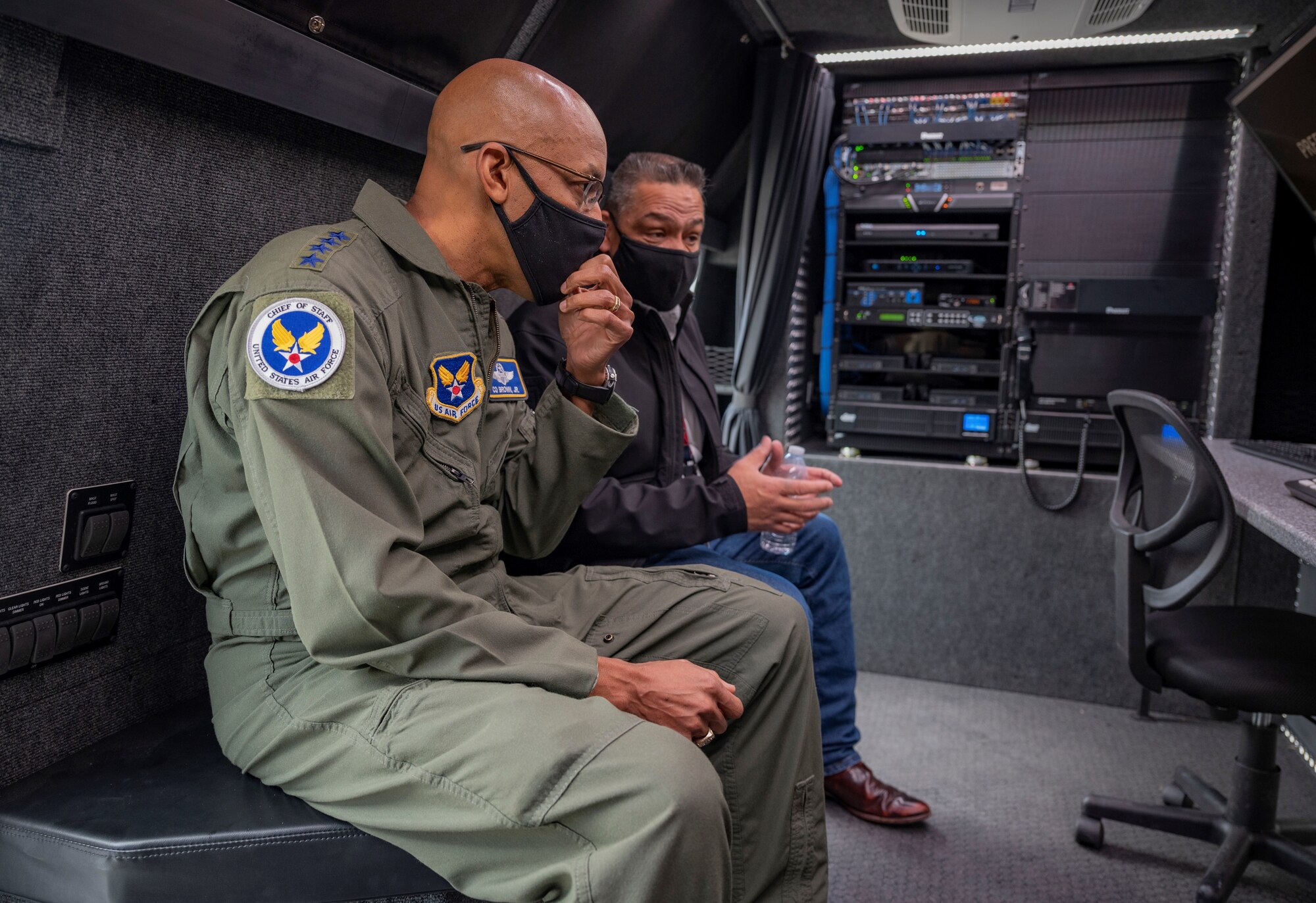 Gen. Brown is briefed on MUSTANGS.