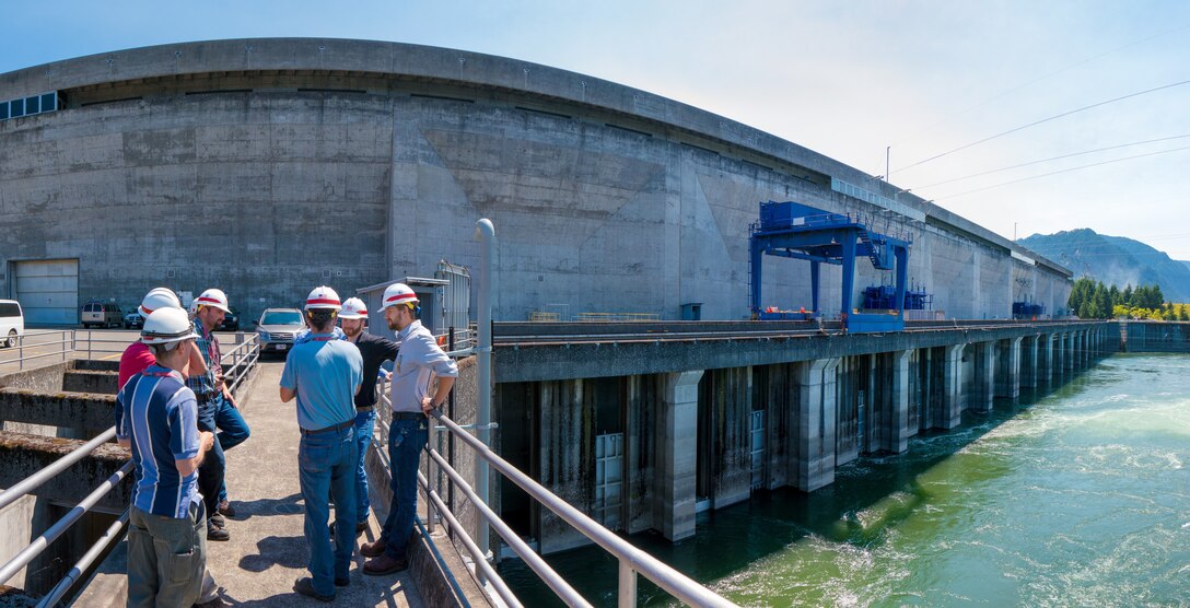 Hydropower Interns pose for a photo at Bonneville Dam