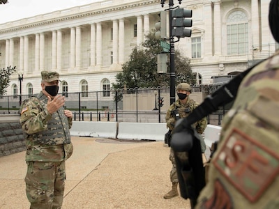 116th IBCT chaplain team visits Soldiers, Airmen in Washington, D.C.