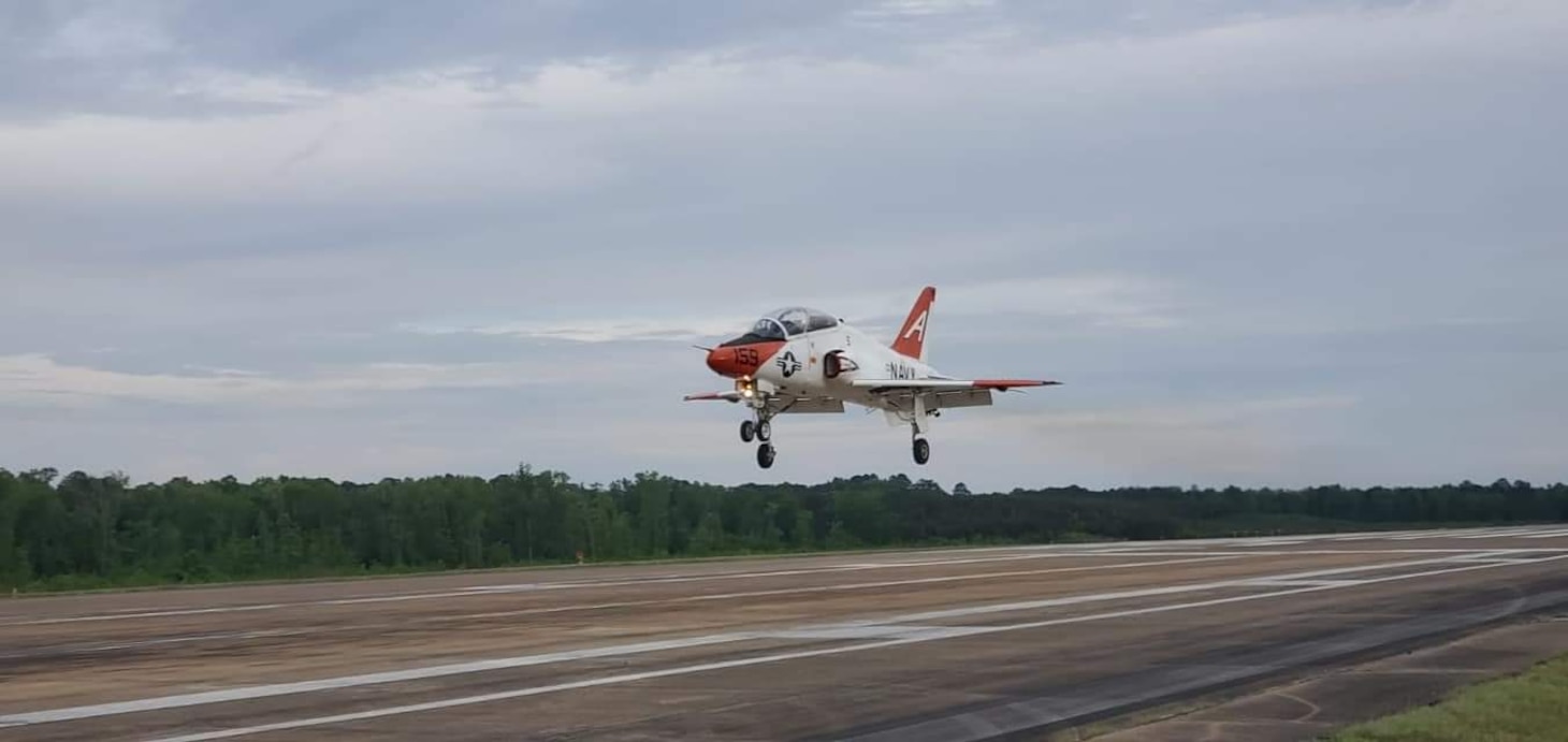 Italian navy Ensign Erika Raballo, a student naval aviator assigned to the "Tigers" of Training Squadron (VT) 9, completes her first solo flight in a T-45C Goshawk jet trainer aircraft at Naval Air Station Meridian, April 10, 2020.