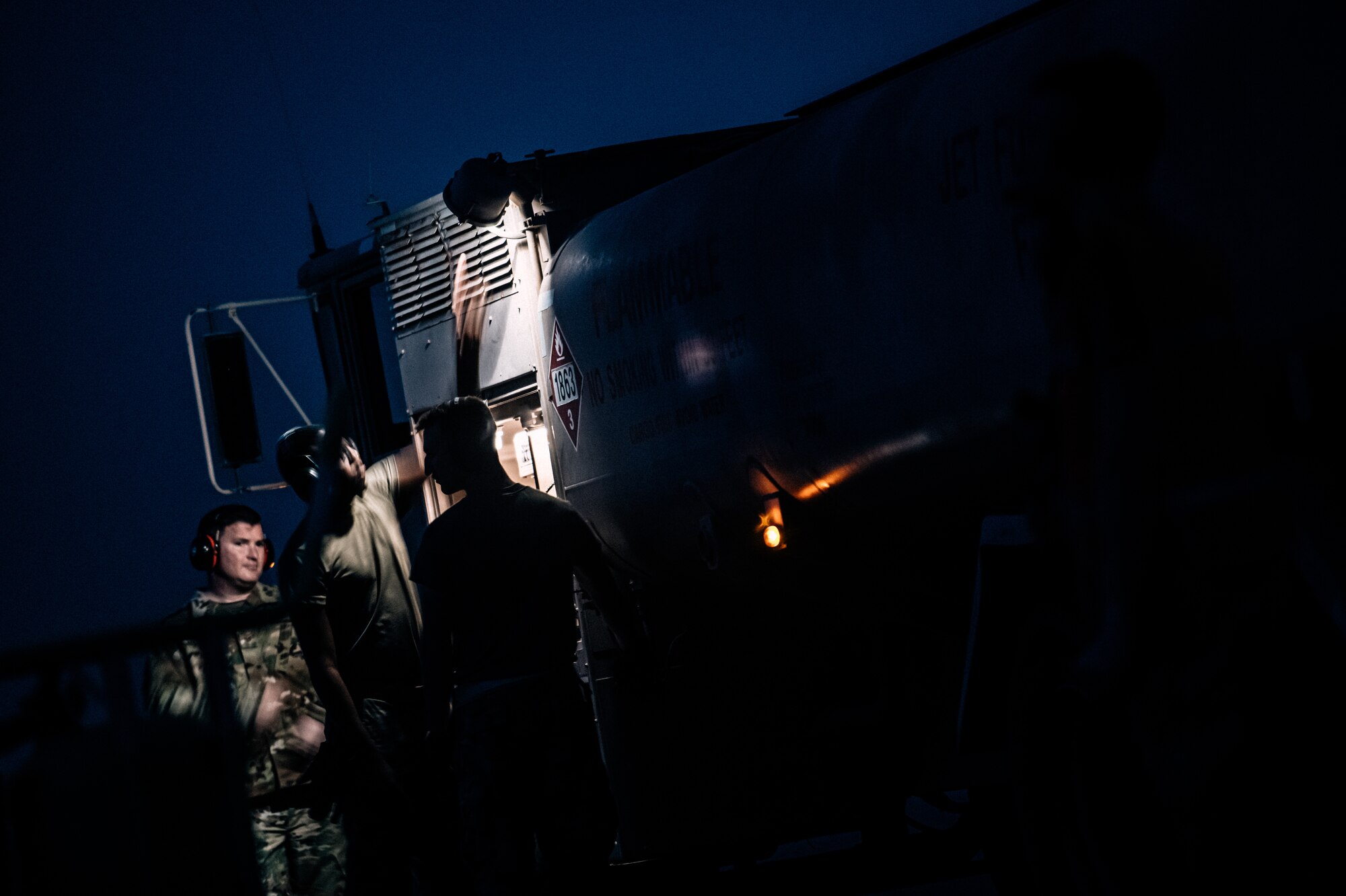 F-16 being refueled