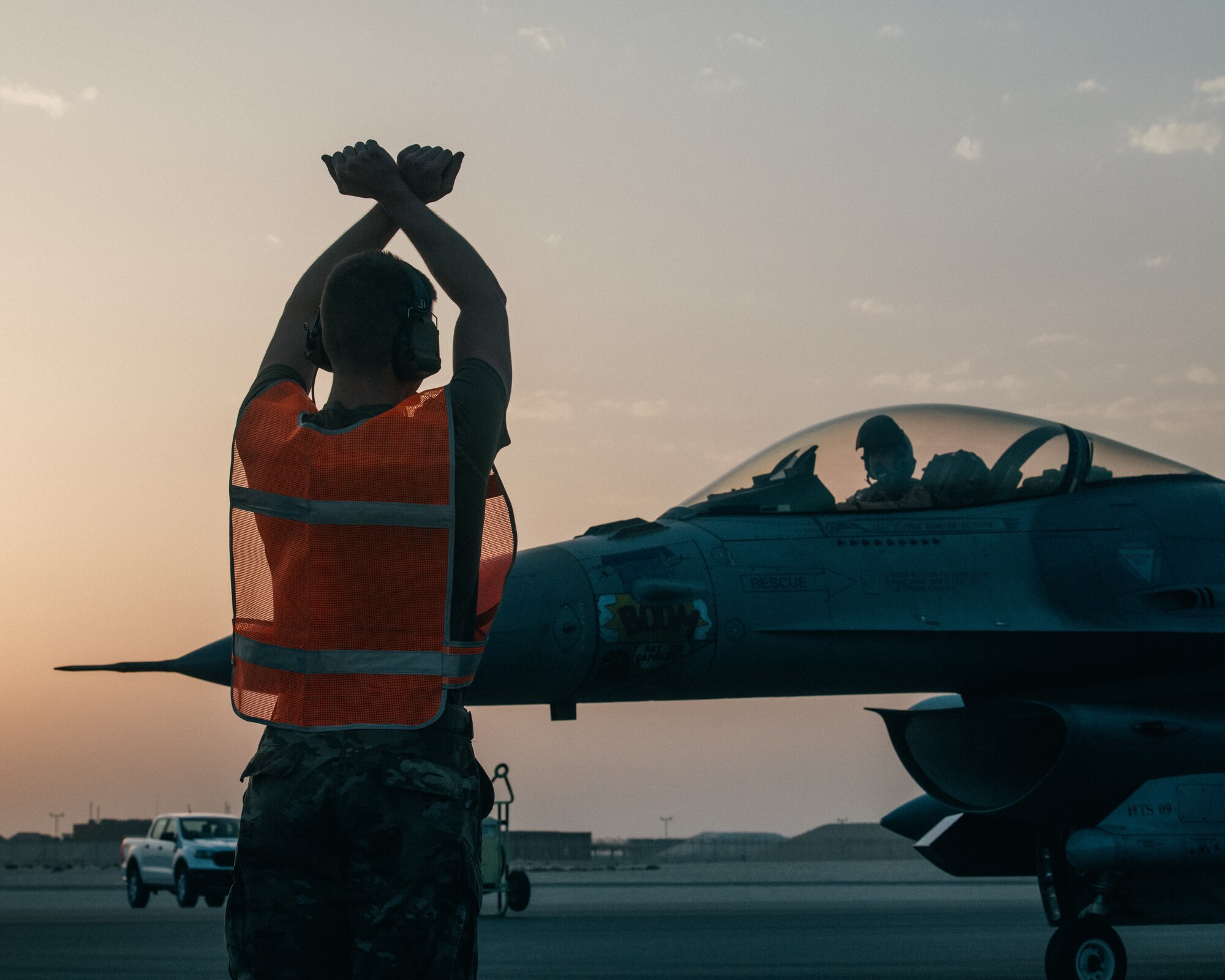F-16 being refueled