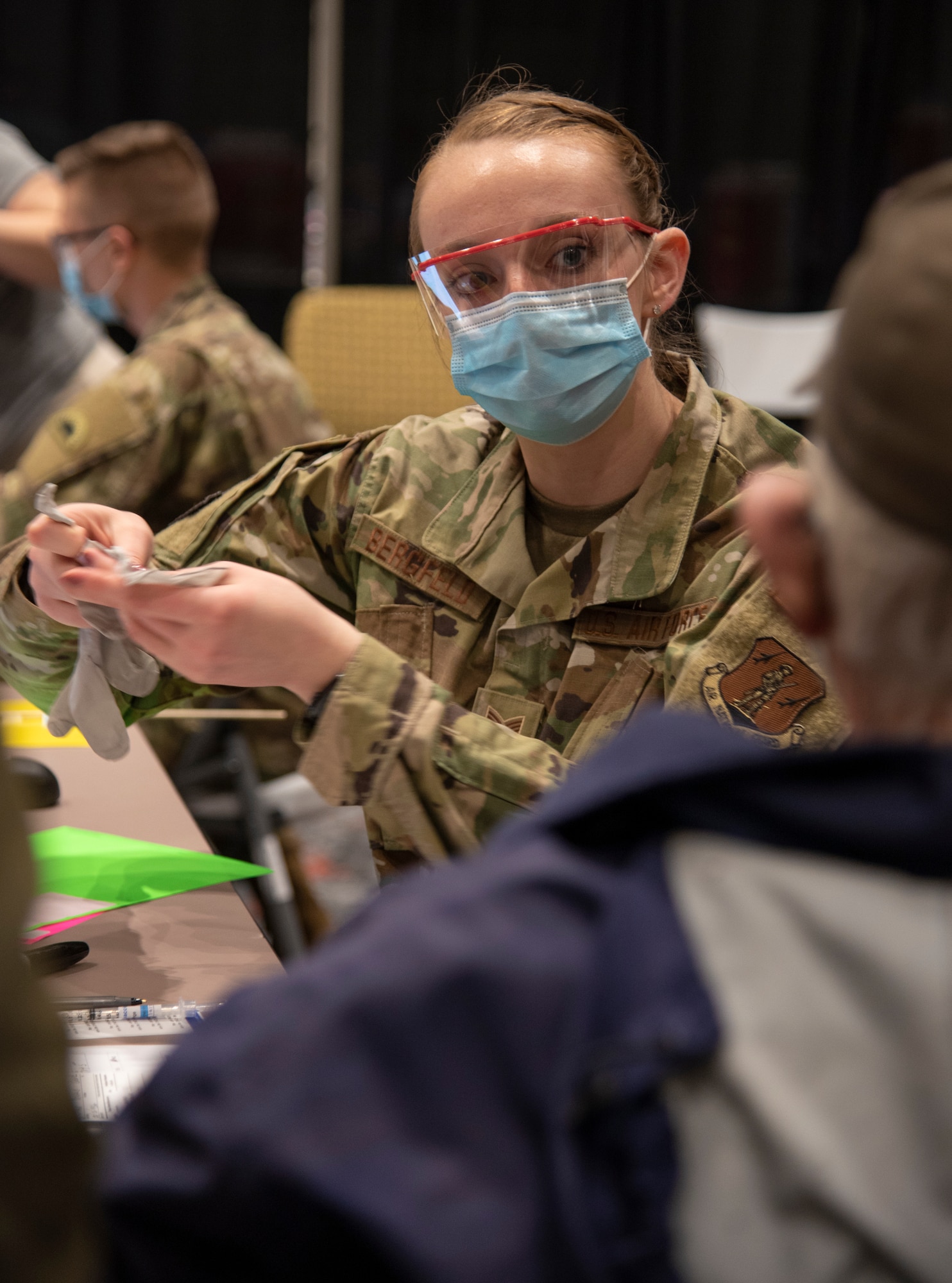 OR National Guard volunteers aid state COVID-19 vaccine efforts