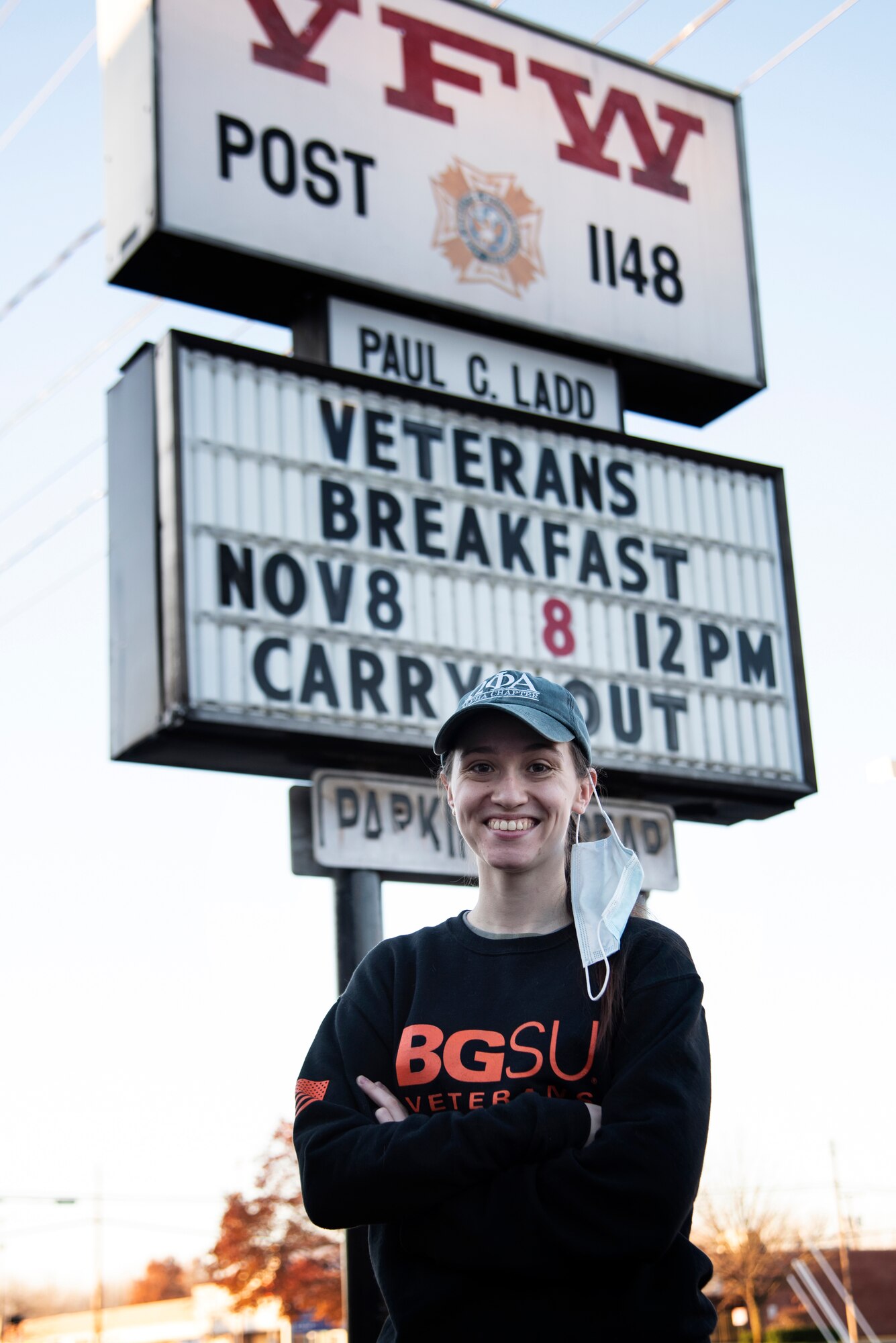 U.S. Air National Guard Airman, Staff Sgt. Kathryn Dobbs, an aerospace medical technician assigned to the Ohio National Guard’s 180th Fighter Wing, volunteered with the Bowling Green State University chapter of the Student Veterans of America organization to host a Veterans Breakfast at VFW Post 1148, in Bowling Green, Ohio, Nov. 8, 2020.