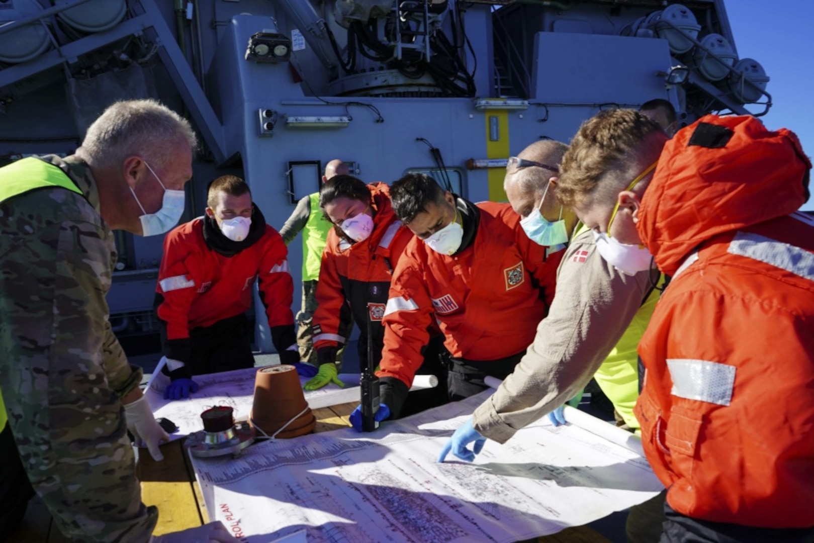 U.S. Coast Guard, Royal Danish navy conduct search and rescue exercise off Greenland