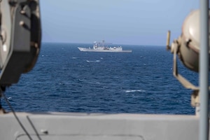 210314-N-JC800-1029 RED SEA (March 14, 2021) - Egyptian guided-missile frigate ENS Sharm El Sheikh (FFG 901) maneuvers alongside amphibious transport dock ship USS Somerset (LPD 25) during a passing exercise in the Red Sea, March 14. Somerset, part of the Makin island Amphibious Ready Group, and the 15th Marine Expeditionary Unit are deployed to the U.S. 5th Fleet area of operations in support of naval operations to ensure maritime stability and security in the Central Region, connecting the Mediterranean and Pacific through the western Indian Ocean and three strategic choke points. (U.S. Navy photo by Mass Communication Specialist 2nd Class Heath Zeigler)