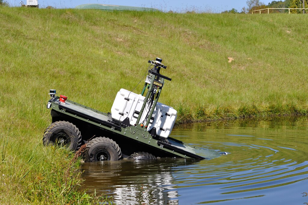 A U.S. Army Engineer Research and Development Center (ERDC) prototype site characterization vehicle demonstrates its amphibious capabilities during testing at the ERDC Levee Breach Model in Vicksburg, Mississippi, Oct. 7, 2020. (U.S. Army Corps of Engineers photo)