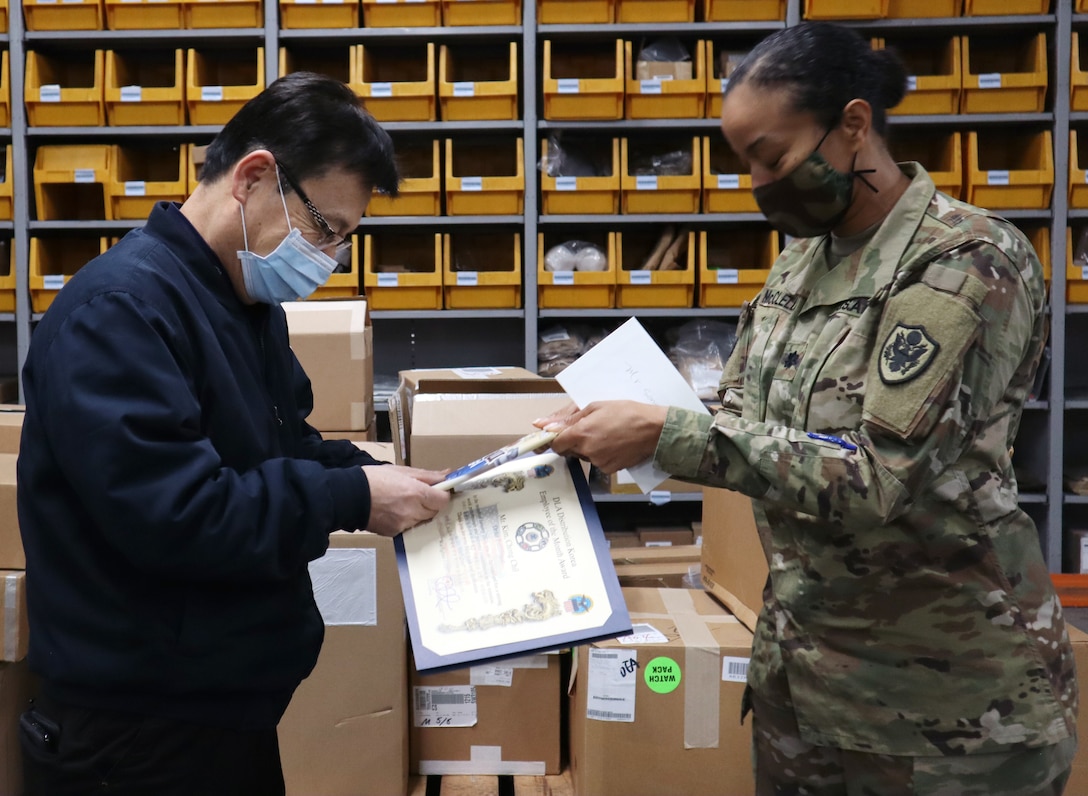 Women’s History Month highlight – DLA Distribution Korea Commander