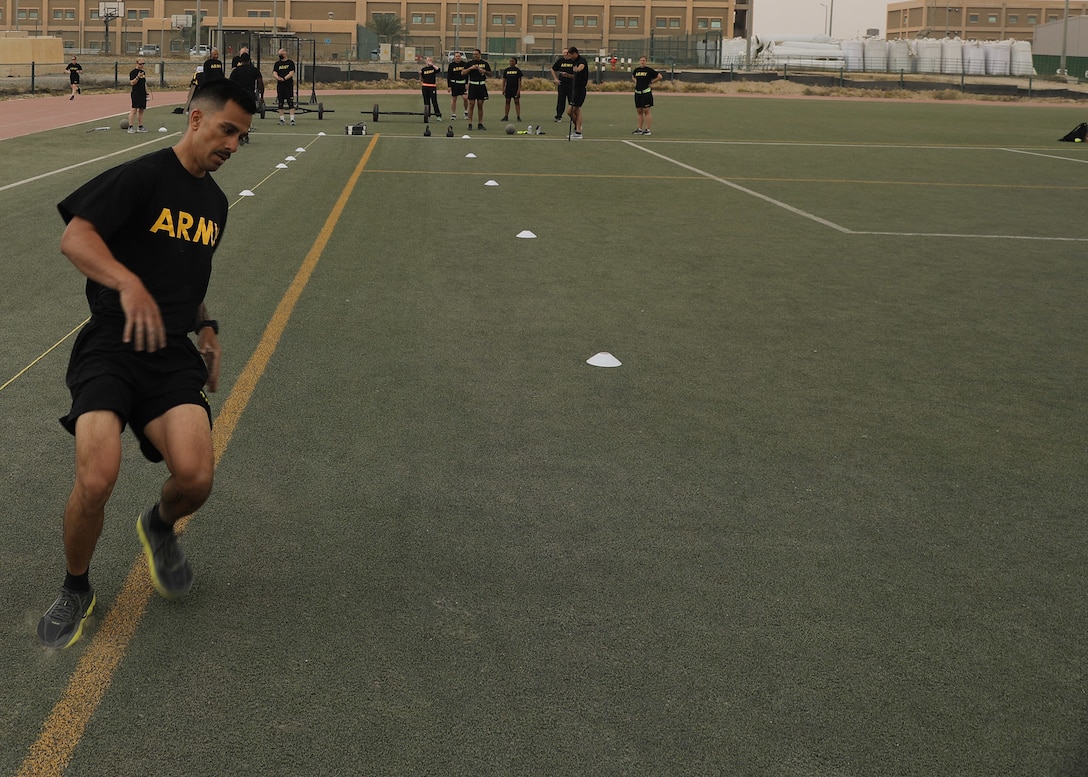 Army Reserve NCO leads ACFT familiarization