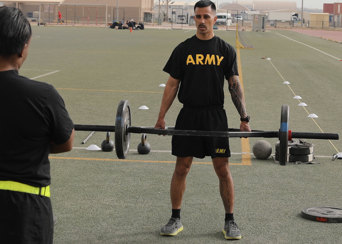 Army Reserve NCO leads ACFT familiarization